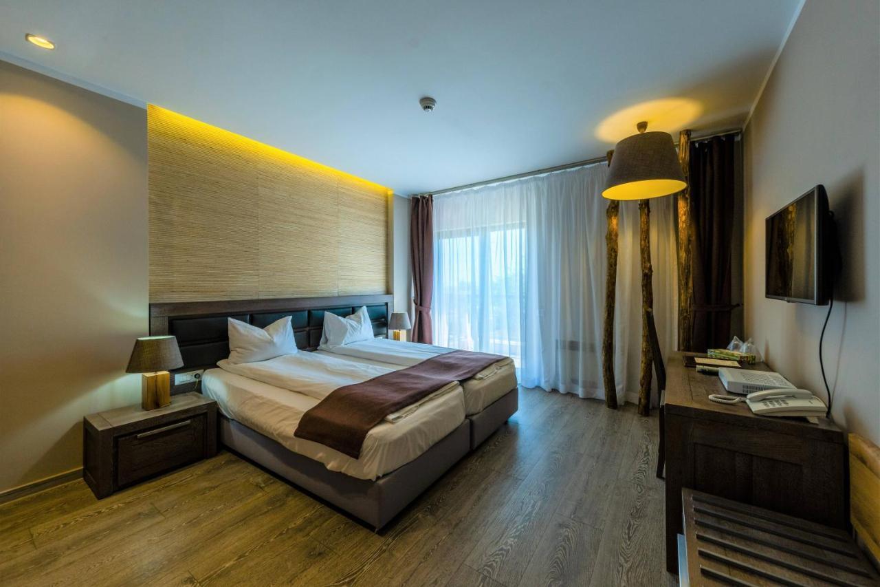 Delta Boutique & Carmen Silva Resort กรีซาน ภายนอก รูปภาพ